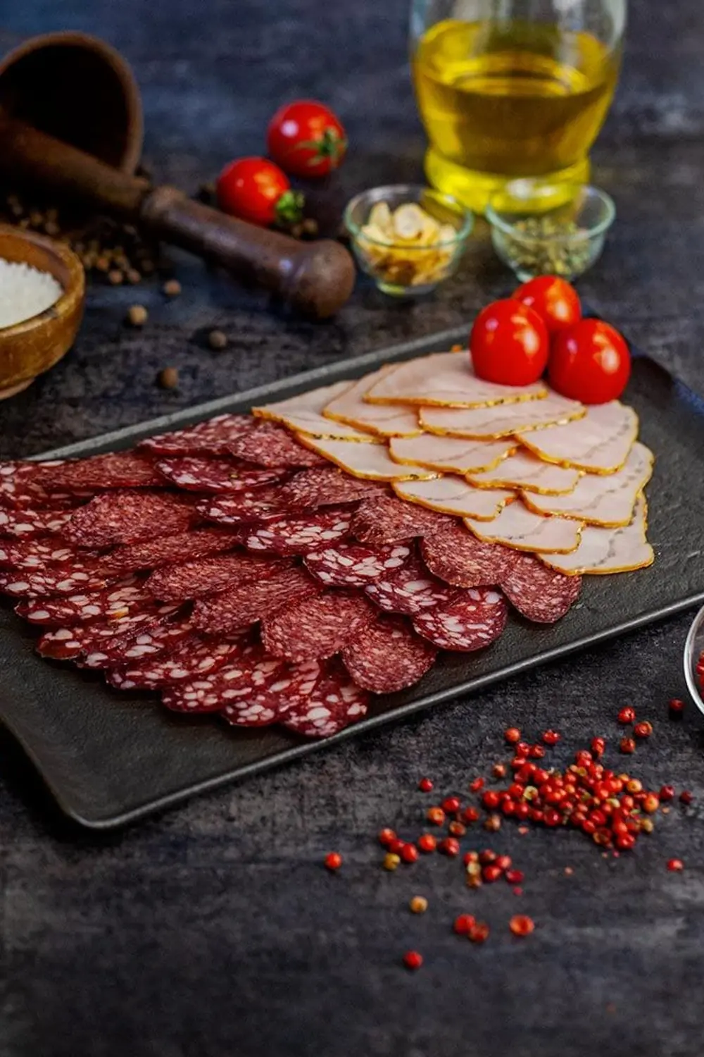 Asorti din salamuri moraritacatering.md Asorti din salamuri foto