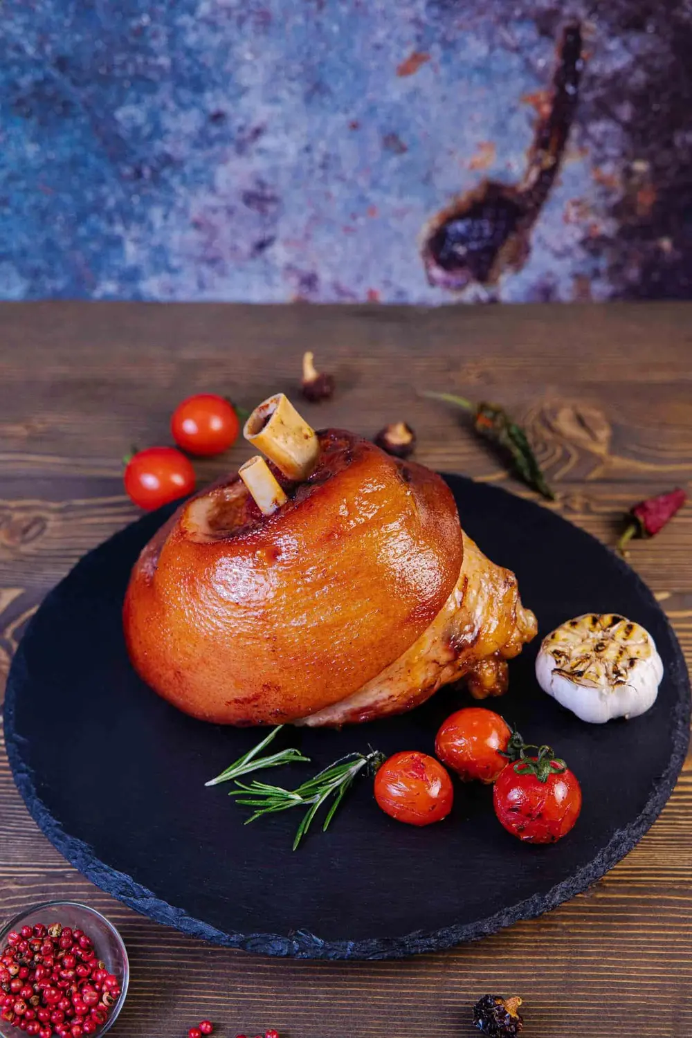 Ciolan de porc moraritacatering.md Ciolan de porc foto