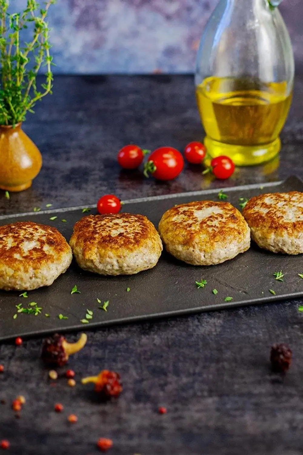 Pârjoale de casă din carne de porc foto