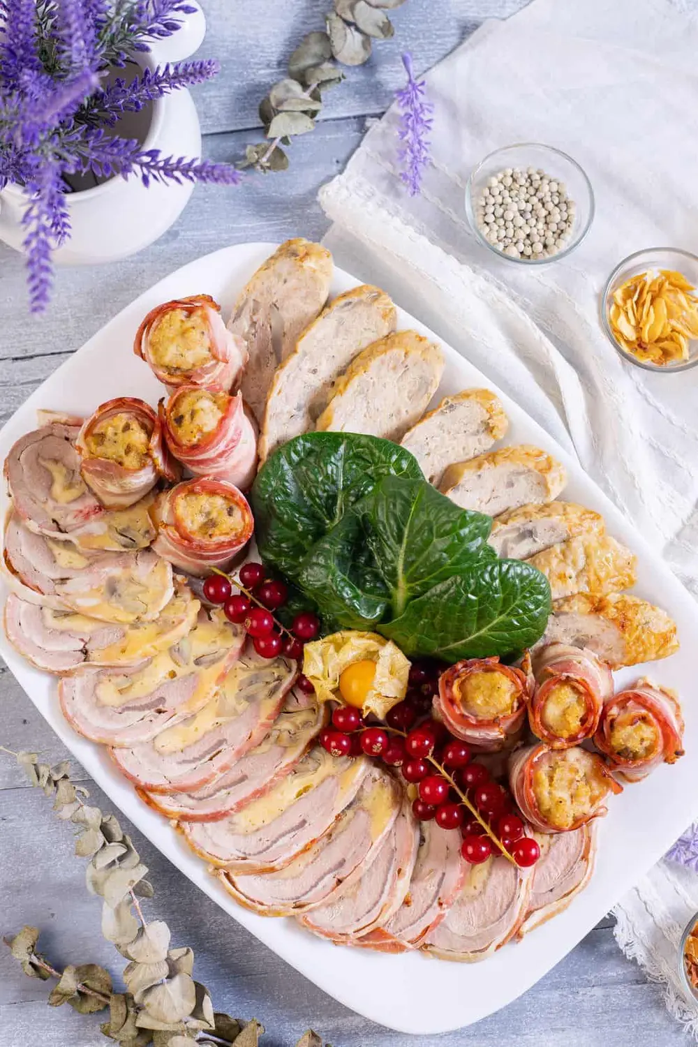 Platou Festiv nr.3 (comandă minimă 3 platouri) moraritacatering.md Platou Festiv nr.3 (comandă minimă 3 platouri) foto