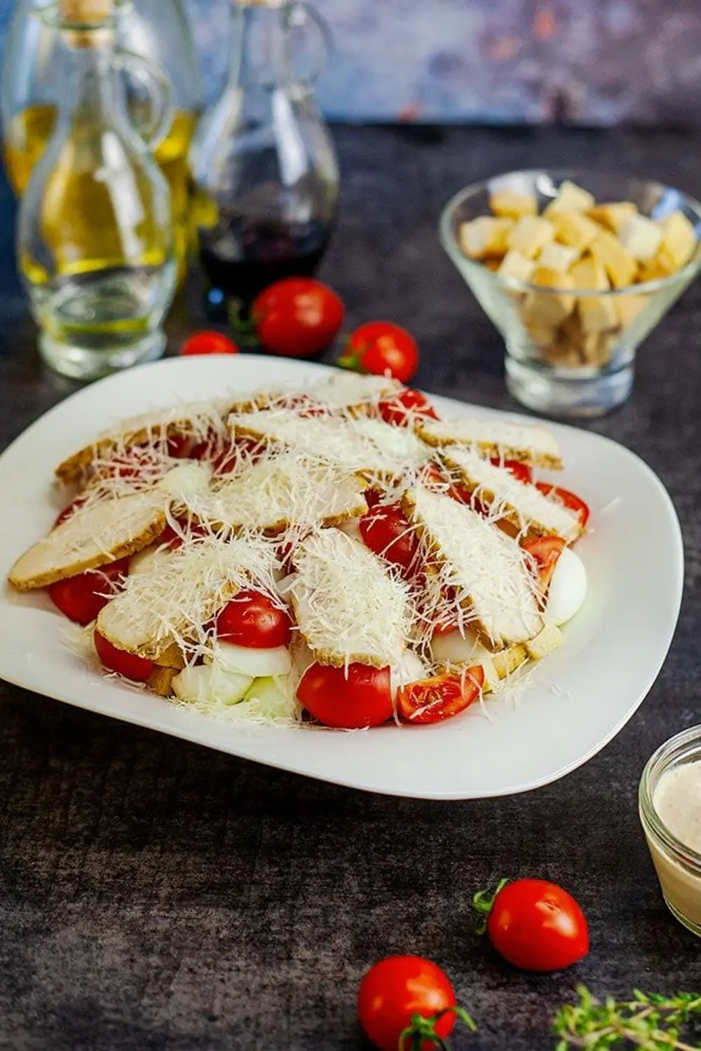 Salată Cezar cu pui moraritacatering.md Salată Cezar cu pui foto